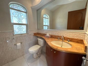 Casa en VENTA a Precio de Terreno VILLA CORAL, Zapopan, Jalisco.