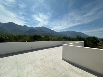 VENTA DE CASA EN AMANI TERRA CARRETERA NACIONAL SANTIAGO N.L.