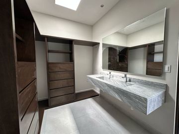 VENTA DE CASA EN AMANI TERRA CARRETERA NACIONAL SANTIAGO N.L.