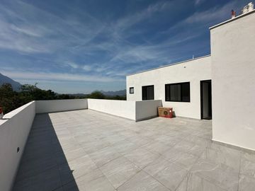 VENTA DE CASA EN AMANI TERRA CARRETERA NACIONAL SANTIAGO N.L.