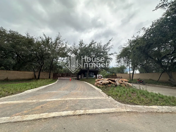VENTA DE CASA EN AMANI TERRA CARRETERA NACIONAL SANTIAGO N.L.