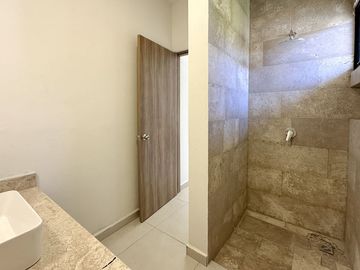 Casa en venta de 3 recamaras en Privada de Conkal