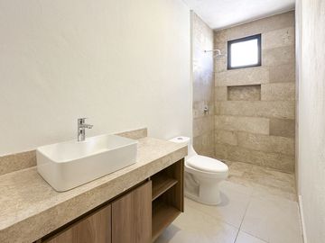 Casa en venta de 3 recamaras en Privada de Conkal