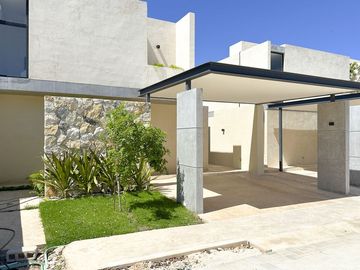 Casa en venta de 3 recamaras en Privada de Conkal
