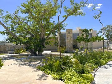 Casa en venta de 3 recamaras en Privada de Conkal