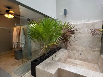 Casa en venta en Yucatán Country Club