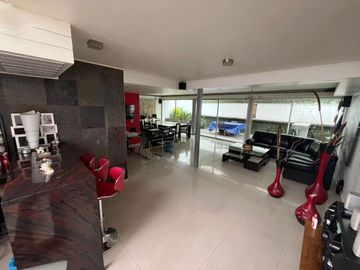 Casa en venta en Ciudad Satélite, Naucalpan.