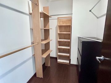 DEPARTAMENTO CON TERRAZA en venta Toledo EN INTERLOMAS