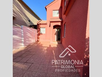 Casa en Venta en Cercano a Valle Lo Campino