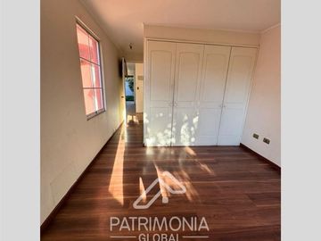 Casa en Venta en Cercano a Valle Lo Campino