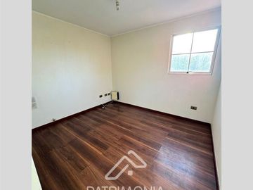 Casa en Venta en Cercano a Valle Lo Campino