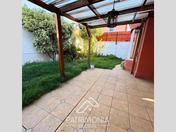 Casa en Venta en Cercano a Valle Lo Campino