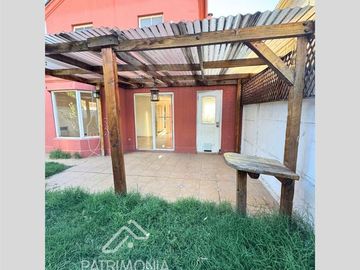 Casa en Venta en Cercano a Valle Lo Campino