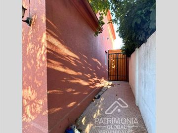 Casa en Venta en Cercano a Valle Lo Campino