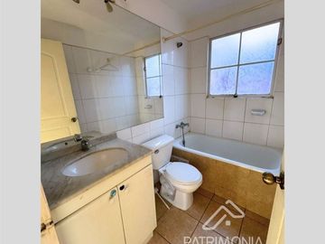 Casa en Venta en Cercano a Valle Lo Campino