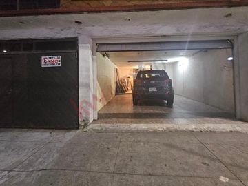 CASA EN VENTA EN LINDAVISTA  sobre Av MONTEVIDEO
