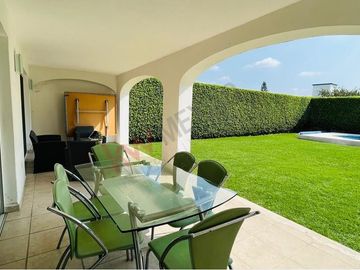 CASA AMPLIA Y LUMINOSA CON BOVEDA CATALANA EN VENTA EN LOMAS DE COCOYOC