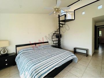 CASA AMPLIA Y LUMINOSA CON BOVEDA CATALANA EN VENTA EN LOMAS DE COCOYOC