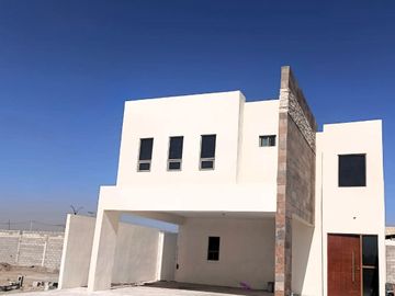 CASA EN VENTA EN CIUDAD LA ENCANTADA, GÓMEZ PALACIO, DGO