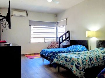 CASA CON ALBERCA/QUINTA EN VENTA; GÓMEZ PALACIO