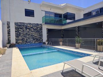 CASA CON ALBERCA/QUINTA EN VENTA; GÓMEZ PALACIO