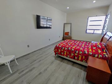 CASA CON ALBERCA/QUINTA EN VENTA; GÓMEZ PALACIO