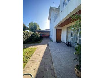 SE VENDE CASA EN VILLA ALEMANA CENTRO