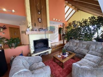 Casa en Venta en Beltrán Amenábar con Del Atardecer