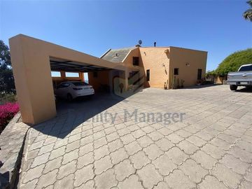 Casa en Venta en Beltrán Amenábar con Del Atardecer