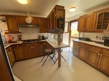Casa en Venta en Beltrán Amenábar con Del Atardecer