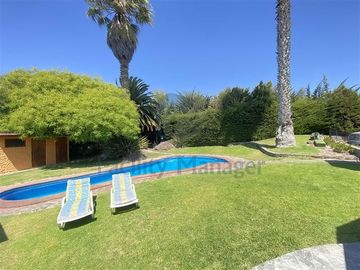 Casa en Venta en Beltrán Amenábar con Del Atardecer