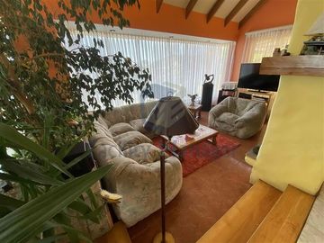 Casa en Venta en Beltrán Amenábar con Del Atardecer