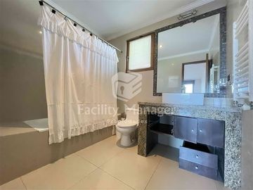 Casa en Venta en Avenida del Santuario con Eric Roig