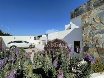 Casa en Venta en Avenida del Santuario con Eric Roig