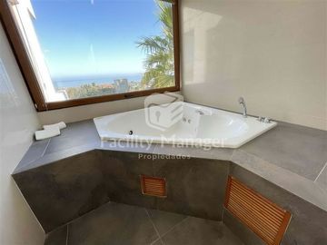Casa en Venta en Avenida del Santuario con Eric Roig