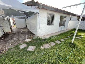 Casa en Venta en Rodolfo Wagenknecht con Victor Salas