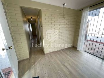 Casa en Venta en Rodolfo Wagenknecht con Victor Salas