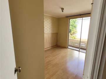 Casa en Venta en Rodolfo Wagenknecht con Victor Salas