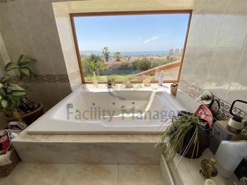 Casa en Venta en Beltrán Amenábar con Del Atardecer