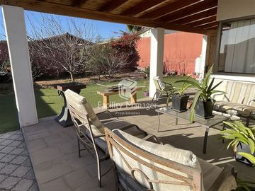 Casa en Venta en Arturo Gordon