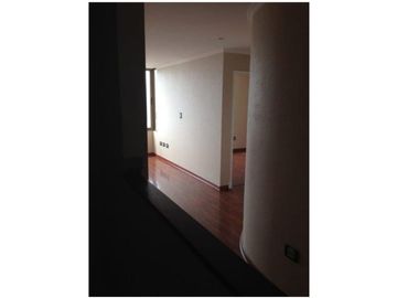 Se vende e Duplex en plena Avenida Brasil de 4 D, 2 B  con D+B de servicio a 13.500 UF conversable.