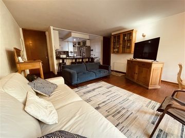 Departamento en Venta en Principe de Gales / Carlos Ossandon