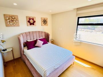 Casa en Condominio a un costado del Club de Golf Los Encinos
