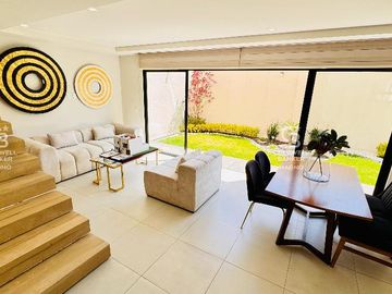 Casa en Condominio a un costado del Club de Golf Los Encinos