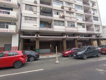 Departamento en  venta en centro de Guayaquil, calles Mendiburo y Rocafuerte GabR