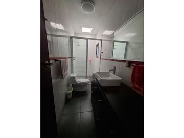 JOYA CAUTIVADORA EN LA GLORIA