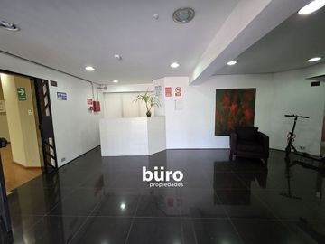 EDIFICIO COMPLETO EN VENTA EN SAN ISIDRO INICIALMENTE RESIDENCIAL HOY OFICINAS