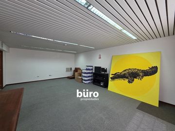 EDIFICIO COMPLETO EN VENTA EN SAN ISIDRO INICIALMENTE RESIDENCIAL HOY OFICINAS