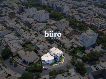 EDIFICIO COMPLETO EN VENTA EN SAN ISIDRO INICIALMENTE RESIDENCIAL HOY OFICINAS