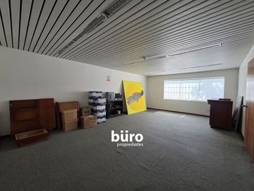 EDIFICIO COMPLETO EN VENTA EN SAN ISIDRO INICIALMENTE RESIDENCIAL HOY OFICINAS